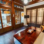 Cheongbaek House